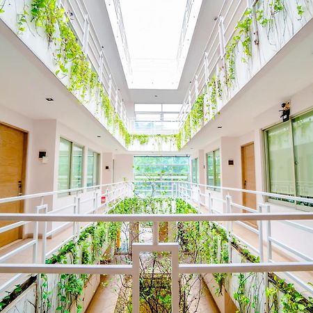 Legreen Suite Pejompongan Jakarta Kültér fotó