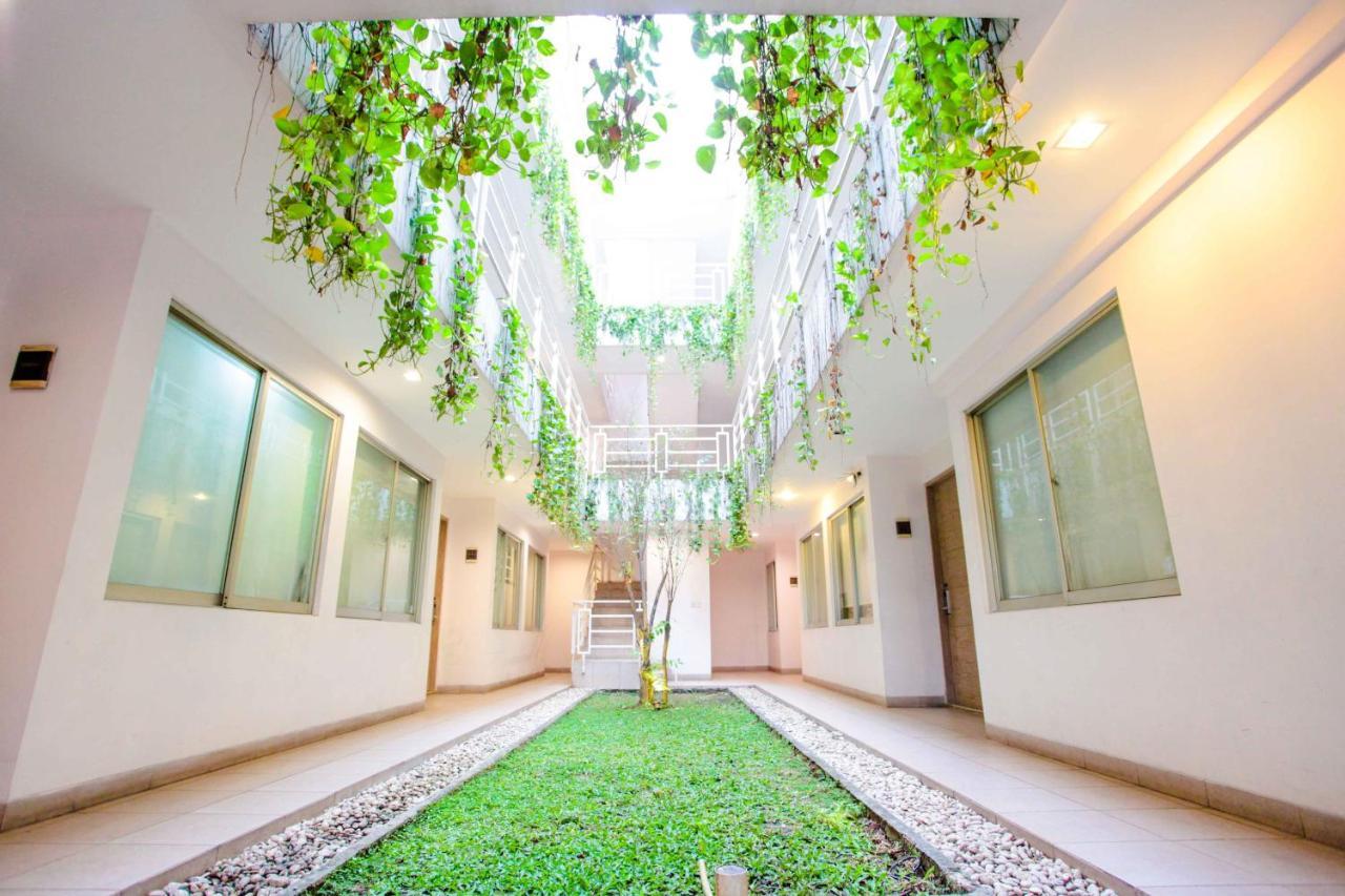 Legreen Suite Pejompongan Jakarta Kültér fotó